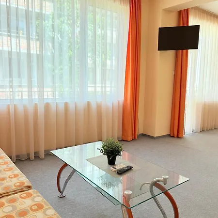 Guest house Azure Family 3*