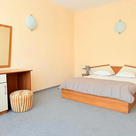 Guest house Azure Family 3*