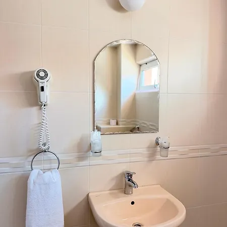 Azure Family Guest house 3*