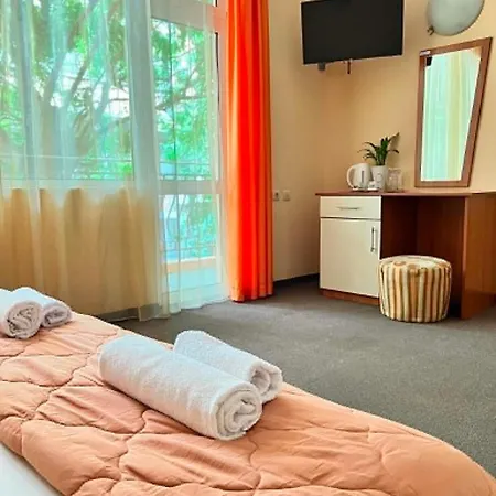 Azure Family Guest house Nesebar