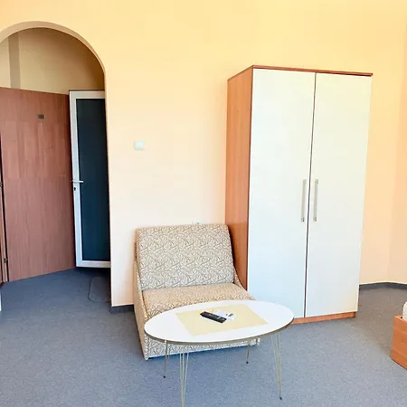 Guest house Azure Family Nesebar