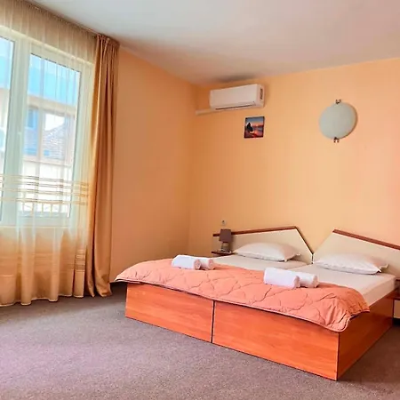 Guest house Azure Family Nesebar